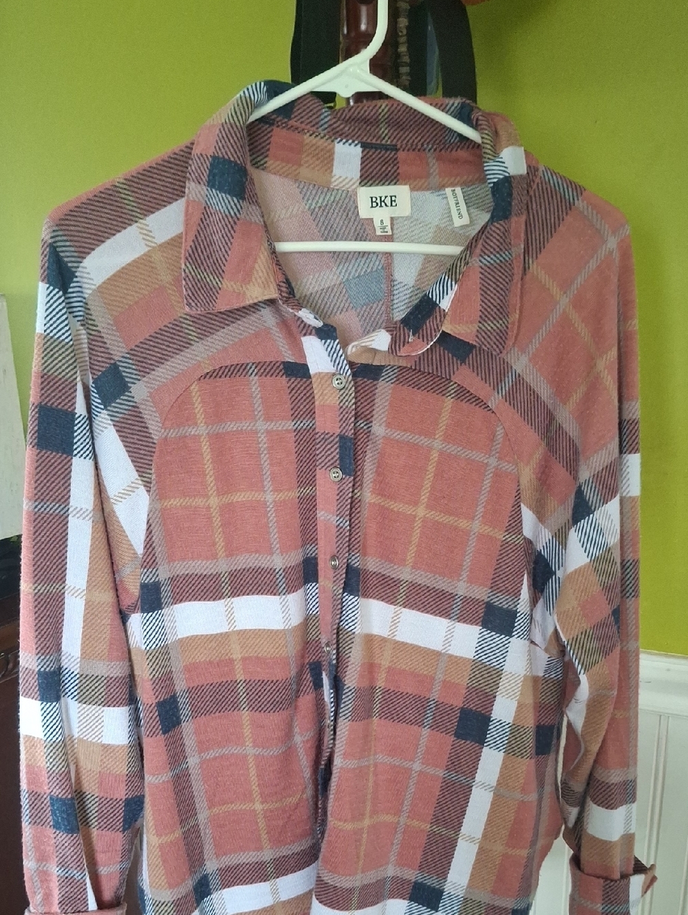 BKE Plaid Button-Up Shirt in Rust, Navy & White